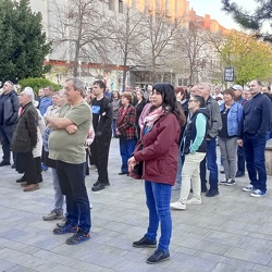 Protest v Nových Zámkoch 4.4.2025